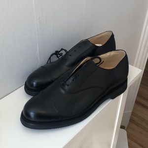 Black genuine leather oxfords (new)